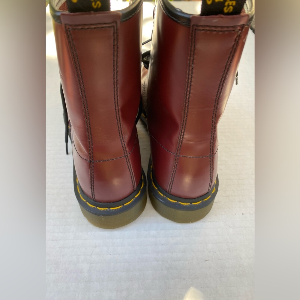 Dr Martens 1460 Smooth Leather Cherry Red size 42 mens 8 women's 9.5 - Picture 7 of 16